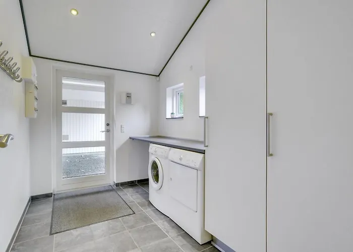 Hekla - 30km From The Sea By Interhome Toftlund